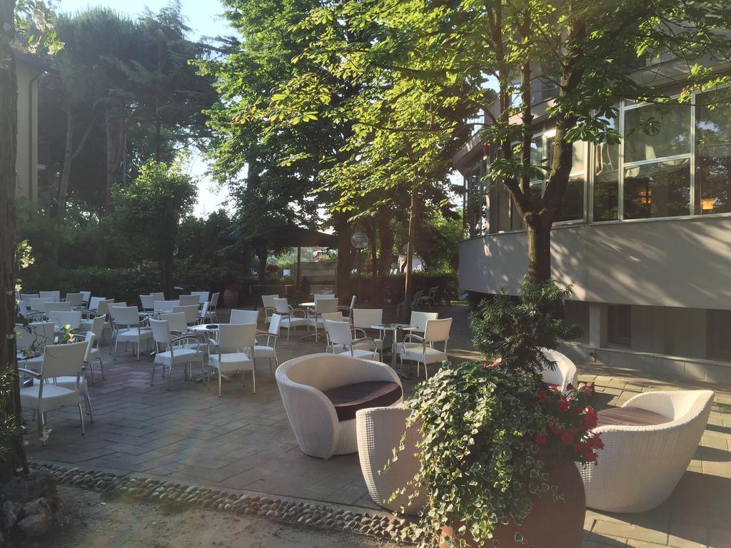 Hotel Plutone Cervia Exterior photo